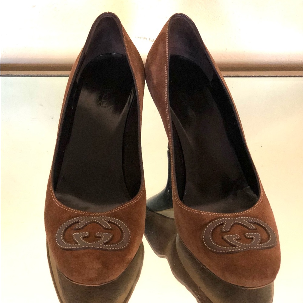 Gucci Brown Suede Interlocking G Pumps WMS Size 8B